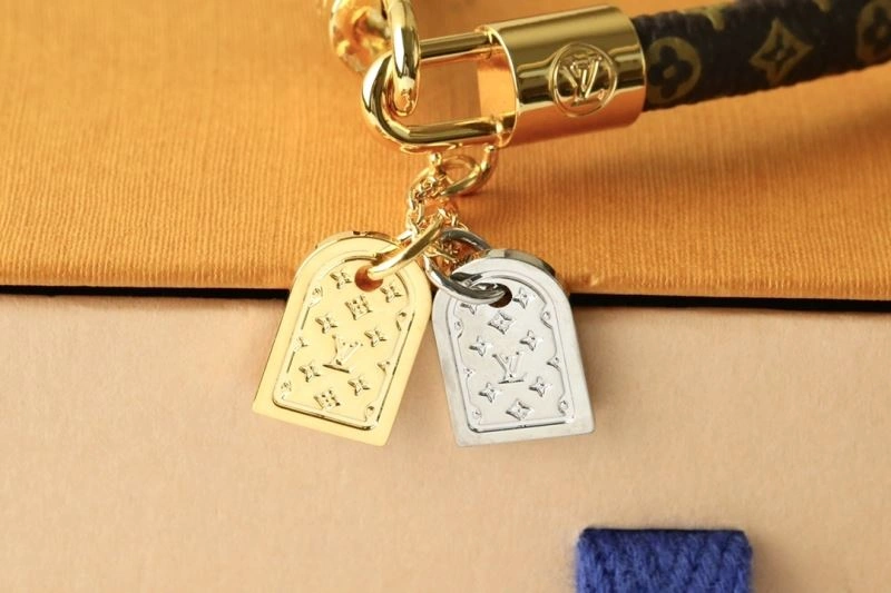 Louis Vuitton Bracelets Soft 256903