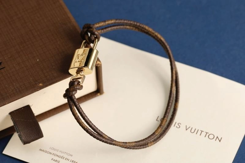 Louis Vuitton Bracelets Resilient 256867