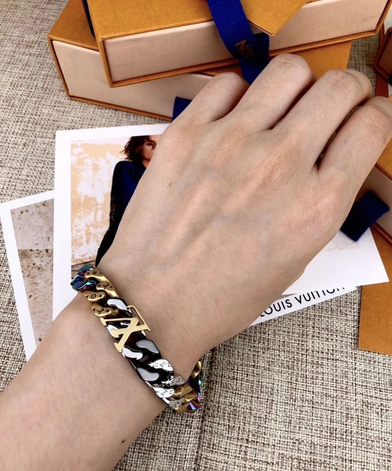 Unisex Louis Vuitton Bracelets 256876