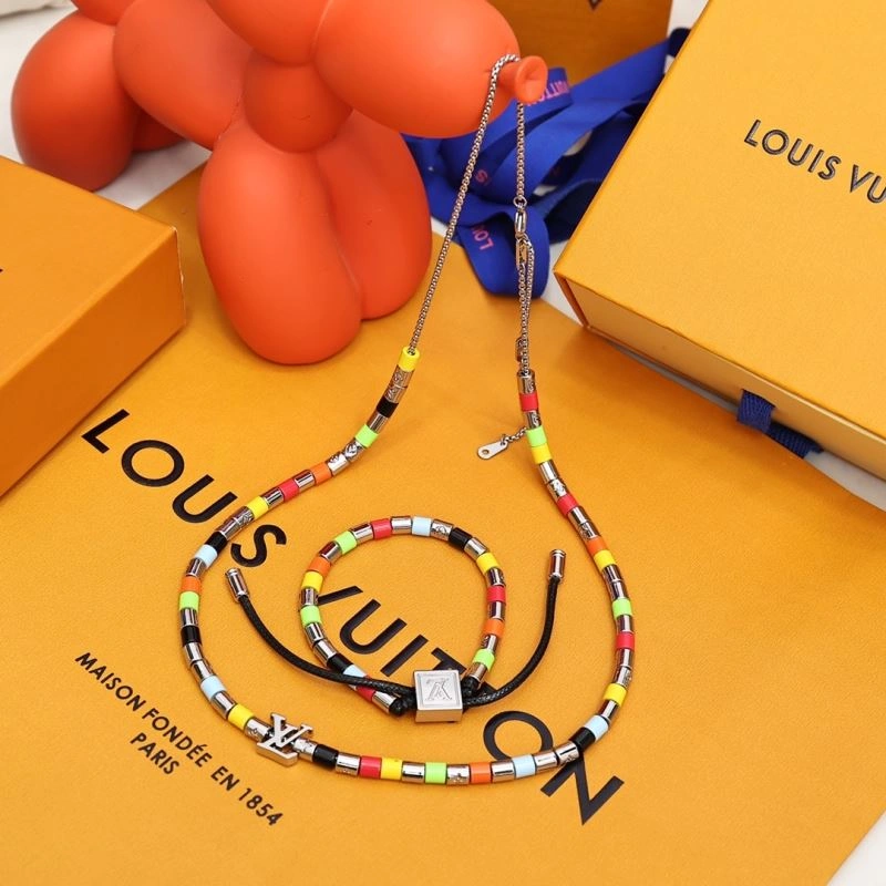 Affordable Louis Vuitton Bracelets 256888