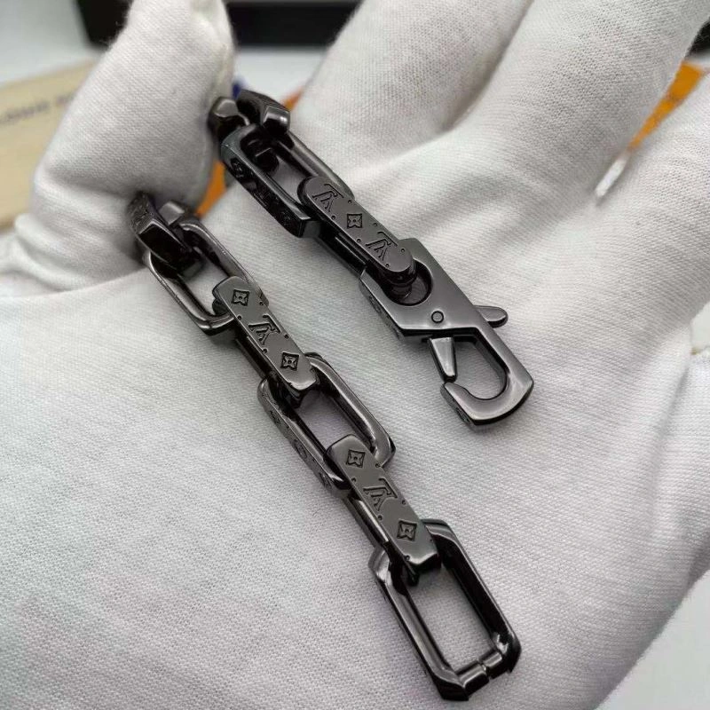 Sleek Louis Vuitton Bracelets 256881