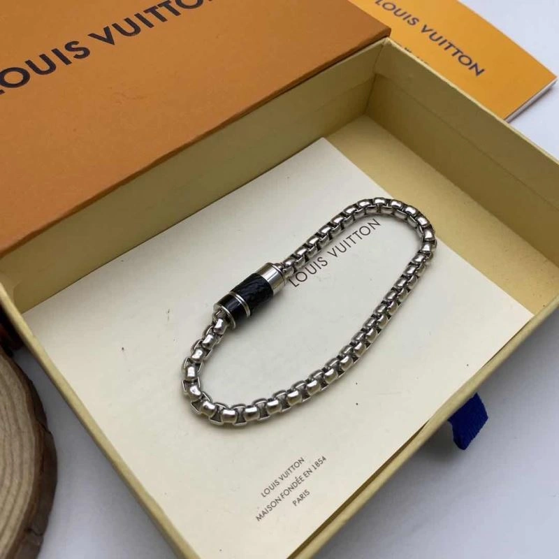 Seasonal Louis Vuitton Bracelets 256890