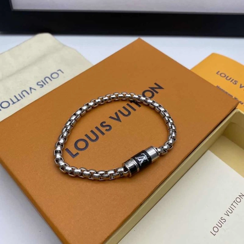 Seasonal Louis Vuitton Bracelets 256890