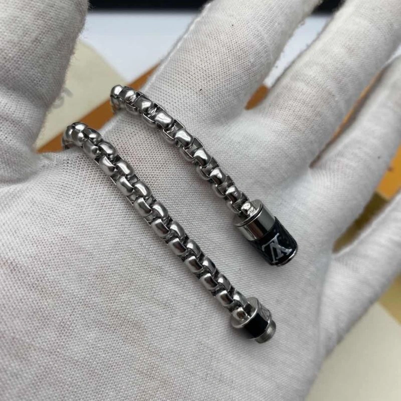 Seasonal Louis Vuitton Bracelets 256890