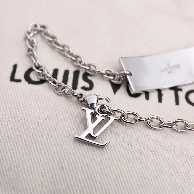 Louis Vuitton Bracelets TimelessDesign 256882