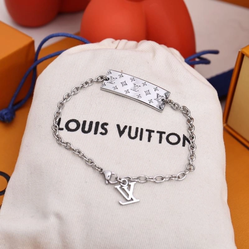 Louis Vuitton Bracelets TimelessDesign 256882