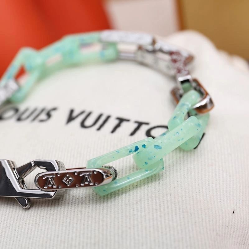 Practical Louis Vuitton Bracelets 256892
