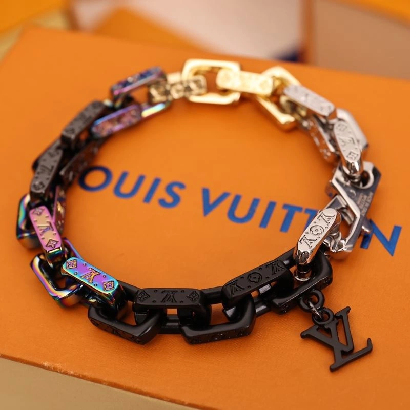 Lightweight Louis Vuitton Bracelets 256887