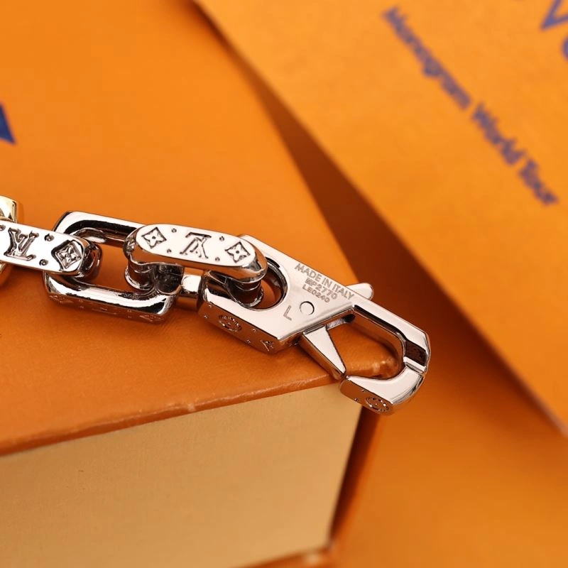 Lightweight Louis Vuitton Bracelets 256887