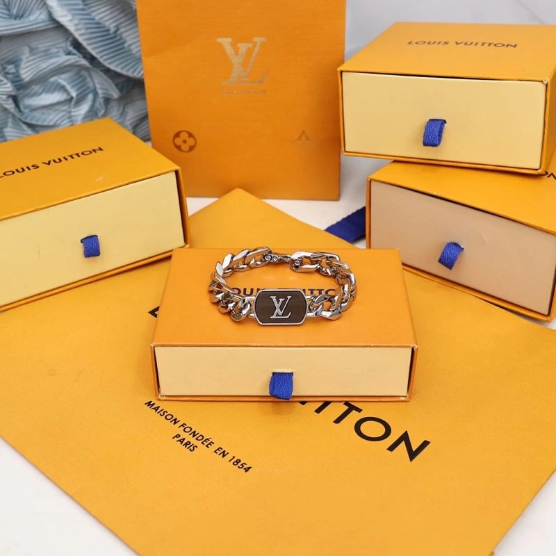 Durable Louis Vuitton Bracelets 256878