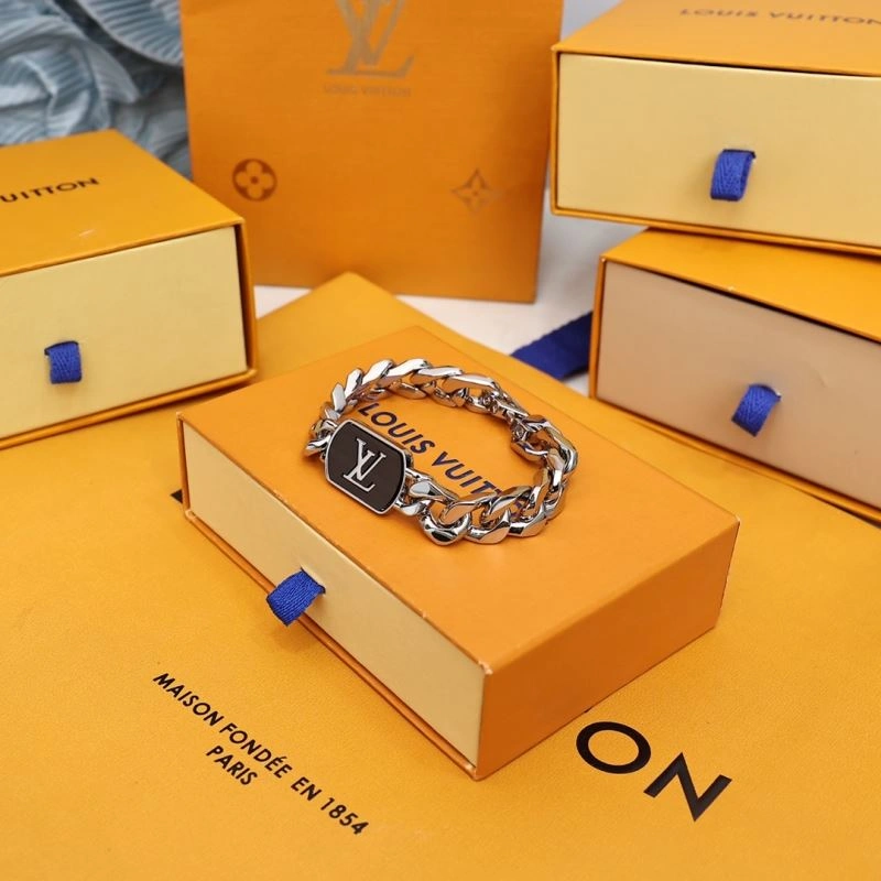 Durable Louis Vuitton Bracelets 256878