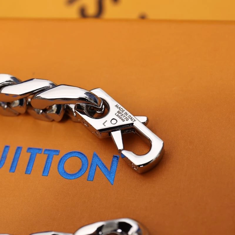 Durable Louis Vuitton Bracelets 256878