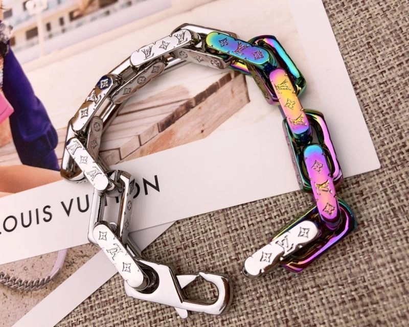 Louis Vuitton Bracelets Sporty 256872