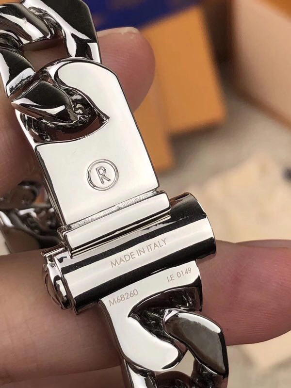 Louis Vuitton Bracelets Trendy 256869