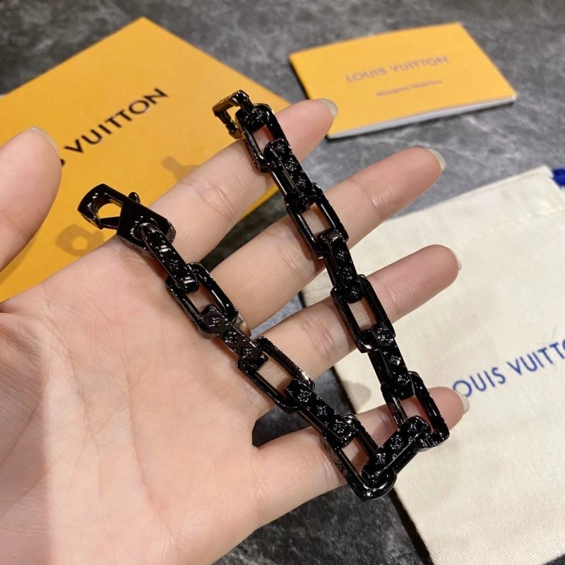Louis Vuitton Bracelets Popular 256856