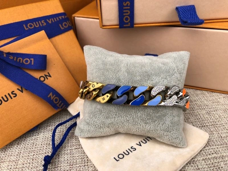 Timeless Louis Vuitton Bracelets 256848