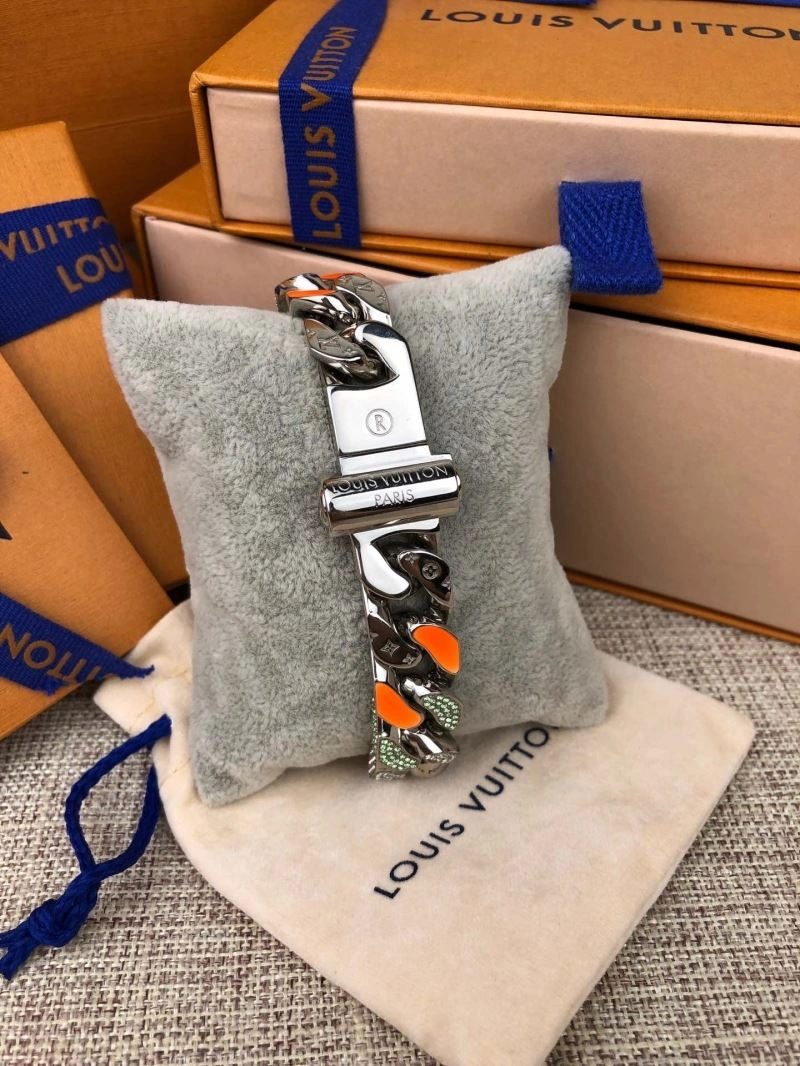 Timeless Louis Vuitton Bracelets 256848