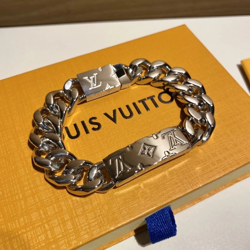 Louis Vuitton Bracelets UrbanChic 256838