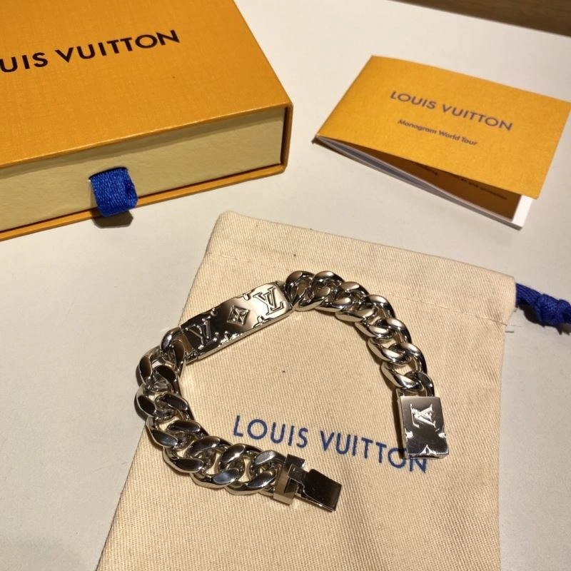 Louis Vuitton Bracelets UrbanChic 256838