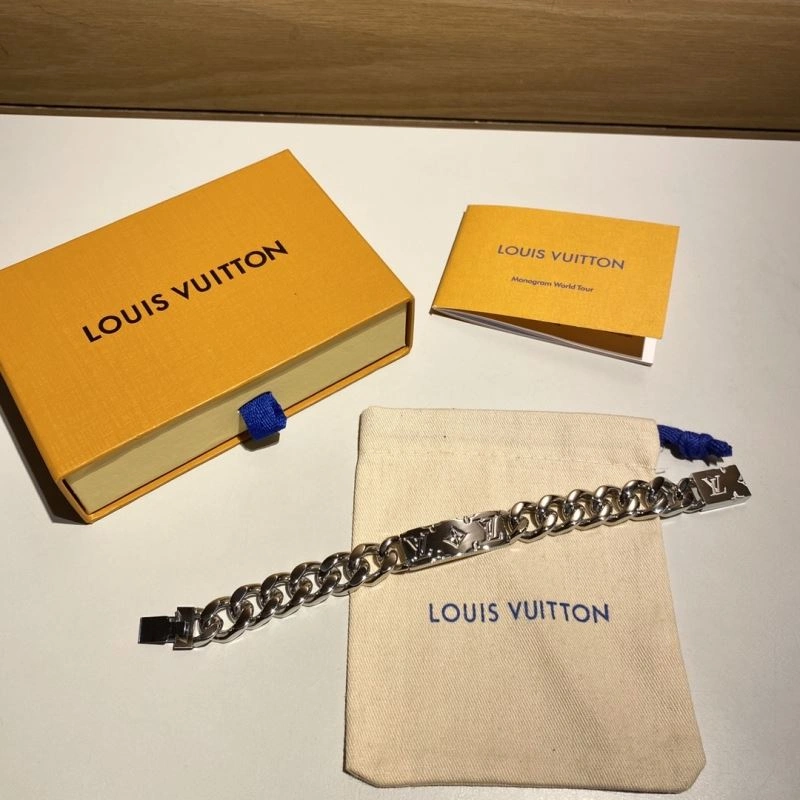 Louis Vuitton Bracelets UrbanChic 256838