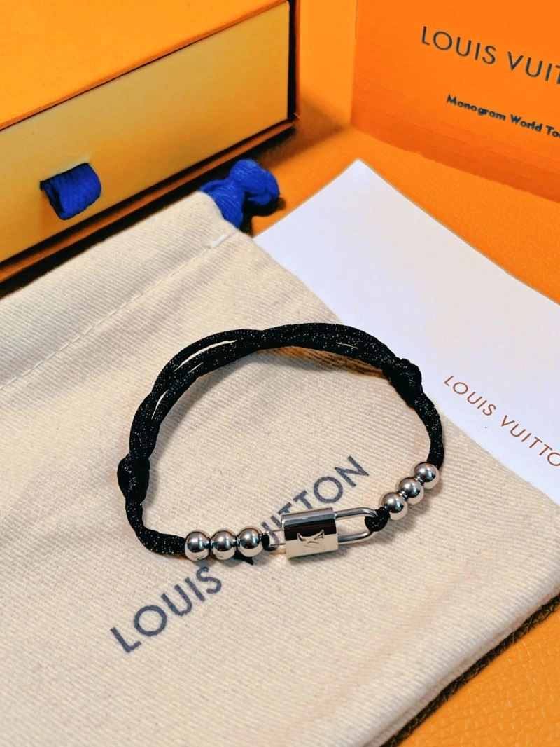 Seasonal Louis Vuitton Bracelets 256930