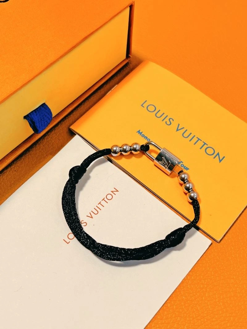 Seasonal Louis Vuitton Bracelets 256930