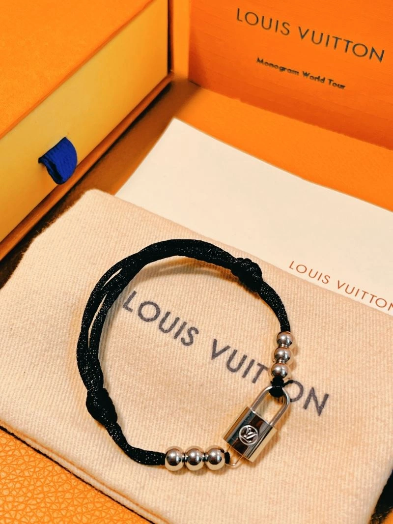 Seasonal Louis Vuitton Bracelets 256930