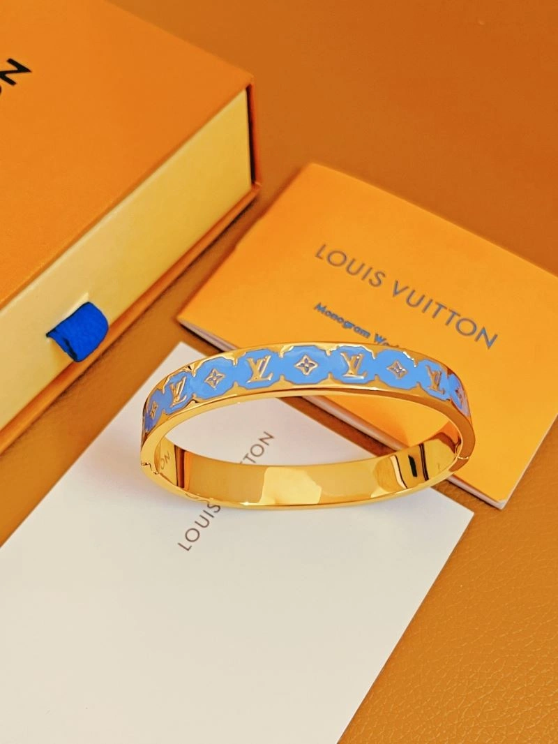Packable Louis Vuitton Bracelets 256911
