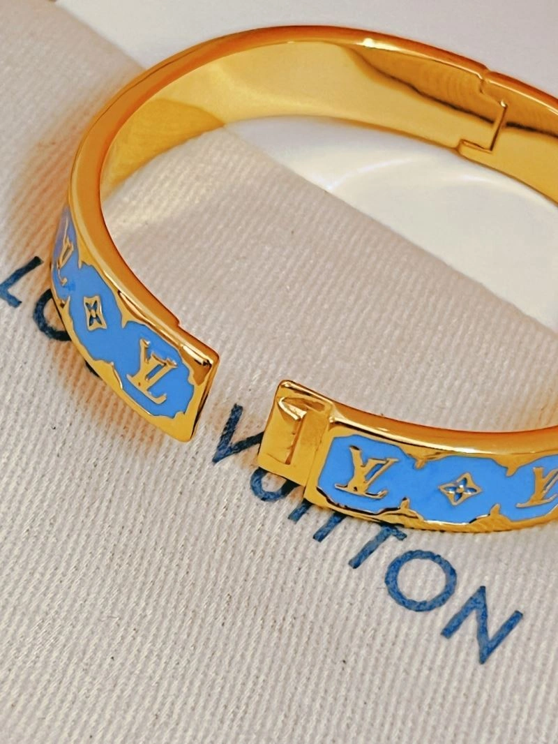 Packable Louis Vuitton Bracelets 256911