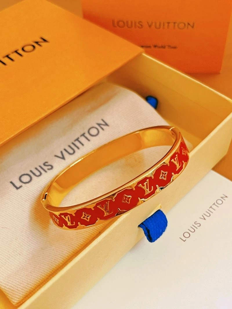 TimelessDesign Louis Vuitton Bracelets 256920