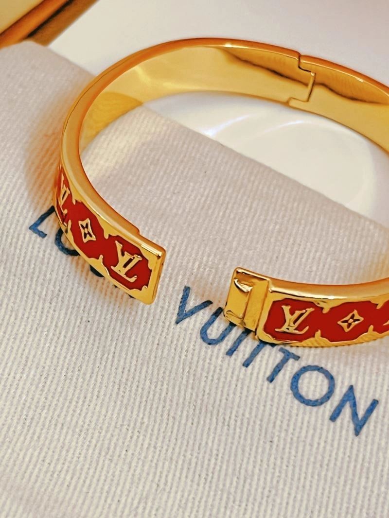 TimelessDesign Louis Vuitton Bracelets 256920