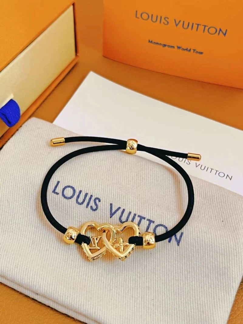 MoistureWicking Louis Vuitton Bracelets 256910