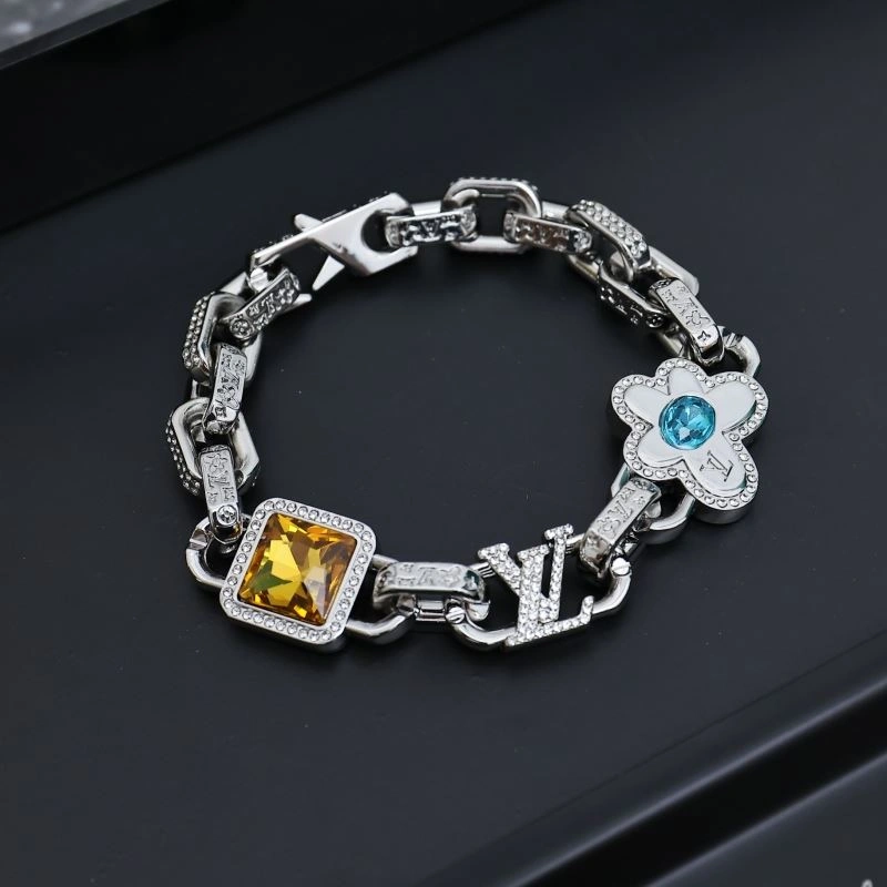 Efficient Louis Vuitton Bracelets 256927