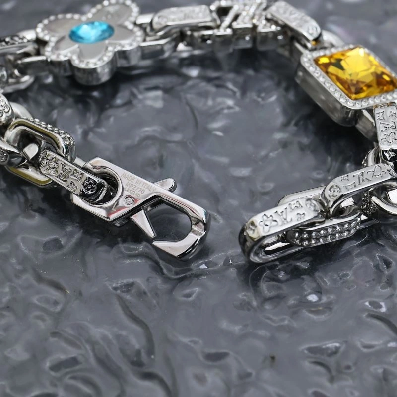 Efficient Louis Vuitton Bracelets 256927
