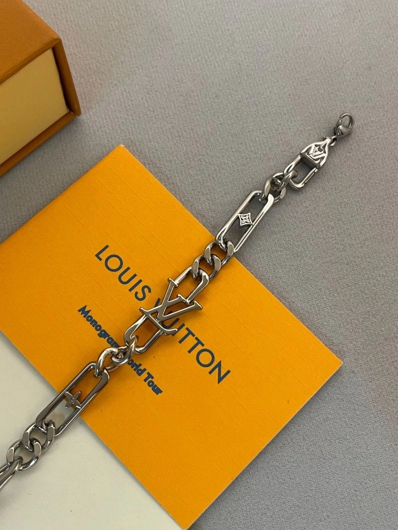 Louis Vuitton Bracelets Popular 256732