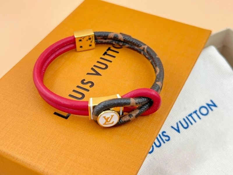 Louis Vuitton Bracelets Bold 256926
