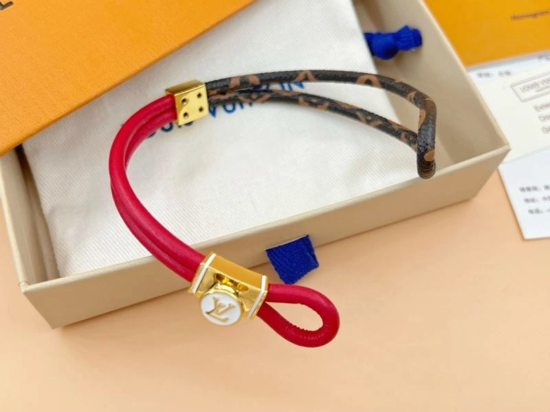 Louis Vuitton Bracelets Bold 256926