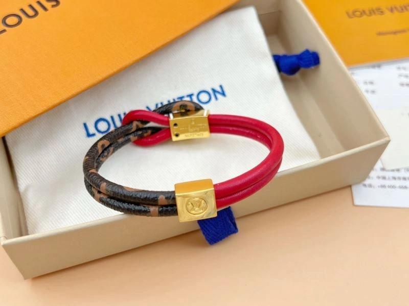 Louis Vuitton Bracelets Bold 256926