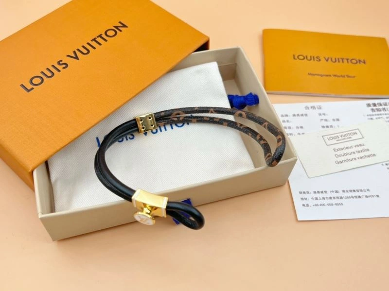 Louis Vuitton Bracelets TravelReady 256925