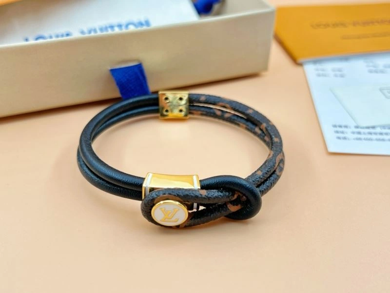 Louis Vuitton Bracelets TravelReady 256925