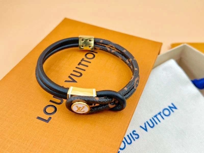 Louis Vuitton Bracelets TravelReady 256925
