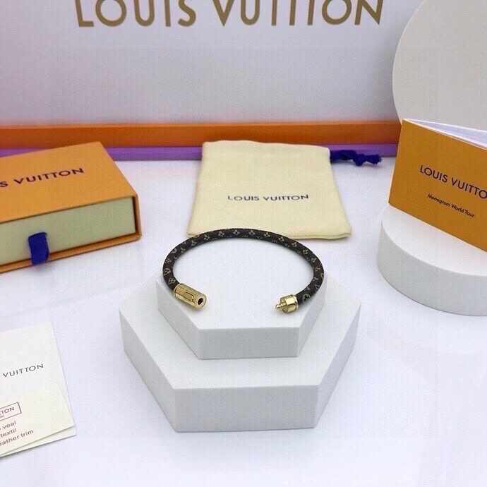 Louis Vuitton Bracelets SunProtective 256836