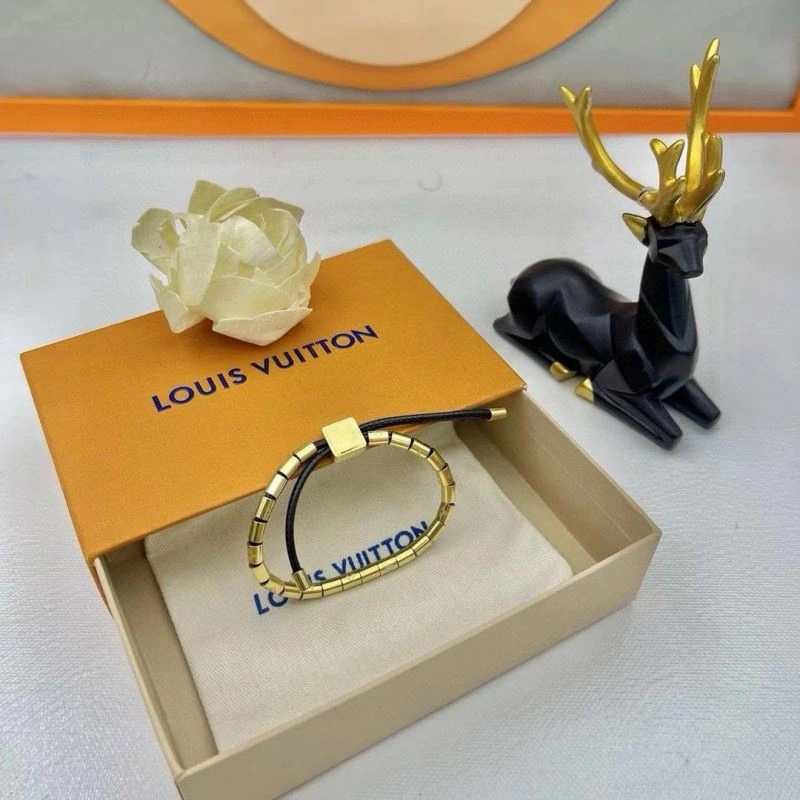 TravelReady Louis Vuitton Bracelets 256841