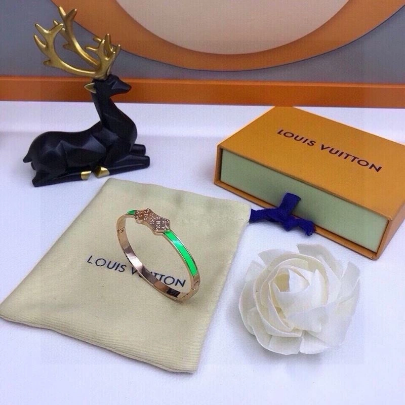 Louis Vuitton Bracelets Breathable 256823