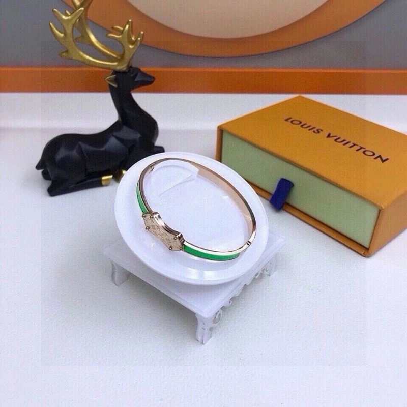 Louis Vuitton Bracelets Breathable 256823
