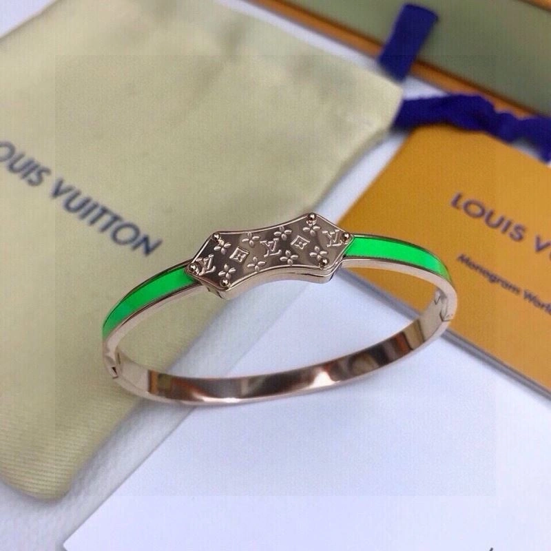 Louis Vuitton Bracelets Breathable 256823