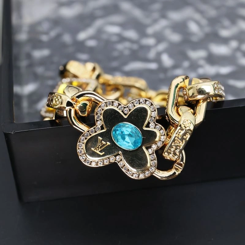 StreetReady Louis Vuitton Bracelets 256833