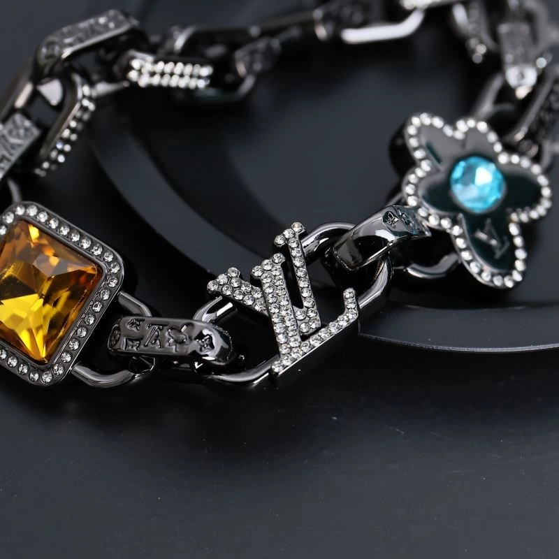 Louis Vuitton Bracelets UrbanChic 256834