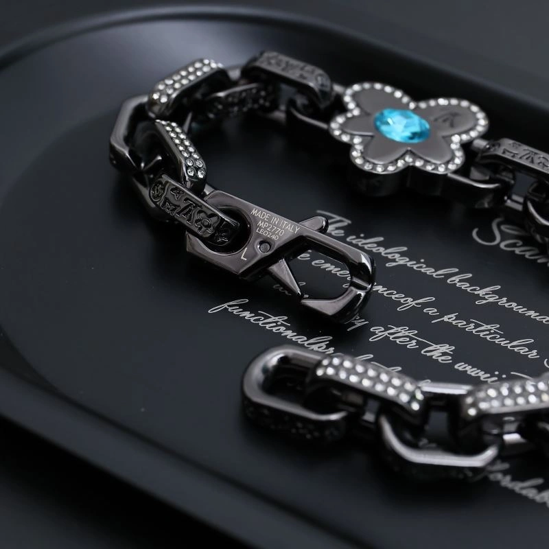 Louis Vuitton Bracelets UrbanChic 256834
