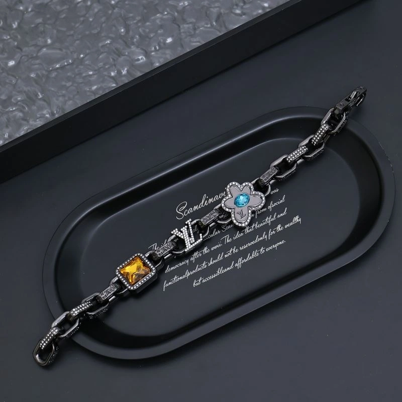 Louis Vuitton Bracelets UrbanChic 256834
